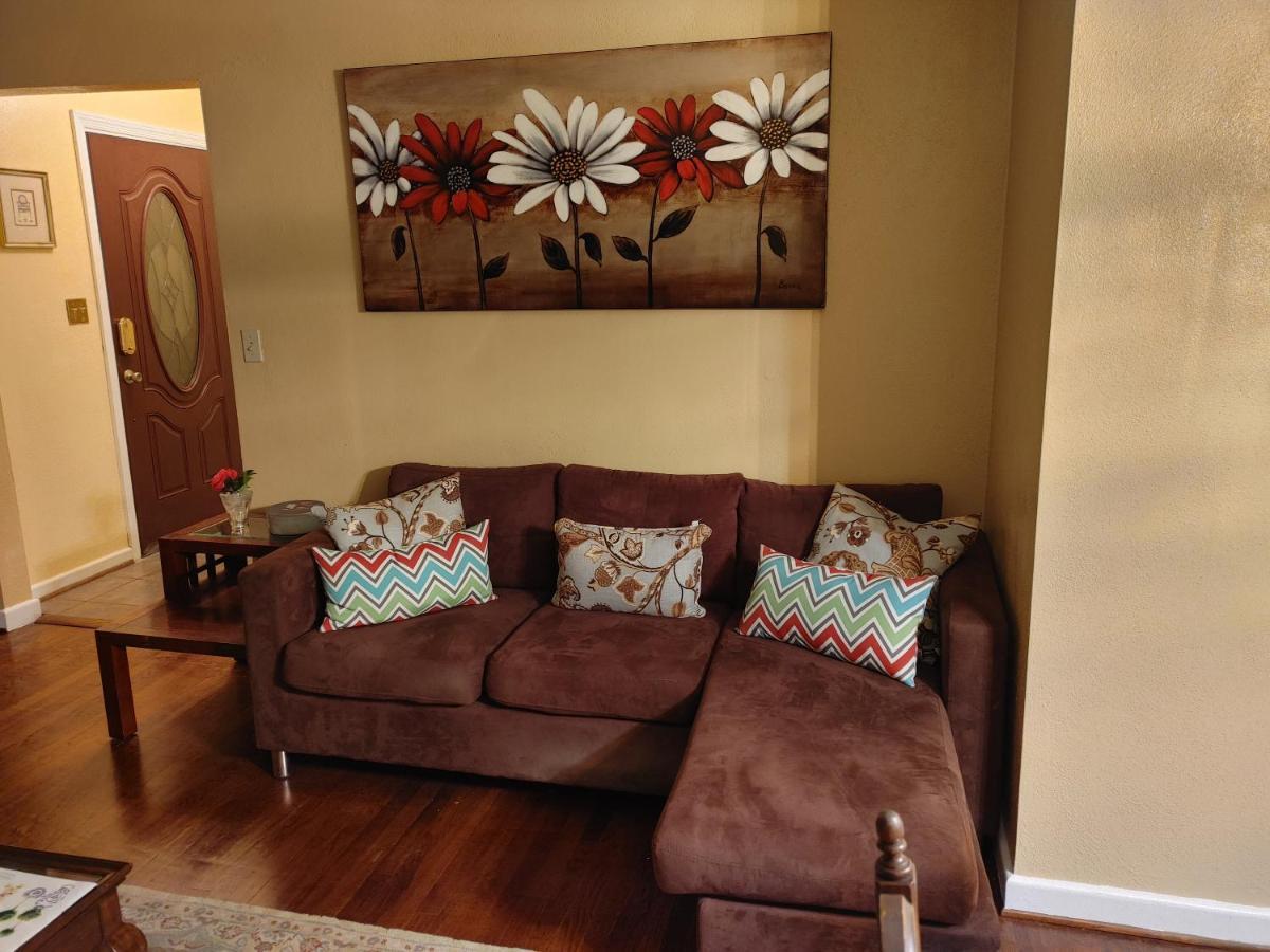 The Kind House Hosting, Low Monthly Rates, Traveling Nurses, Fletc, & Travelers! Brunswick Exteriör bild