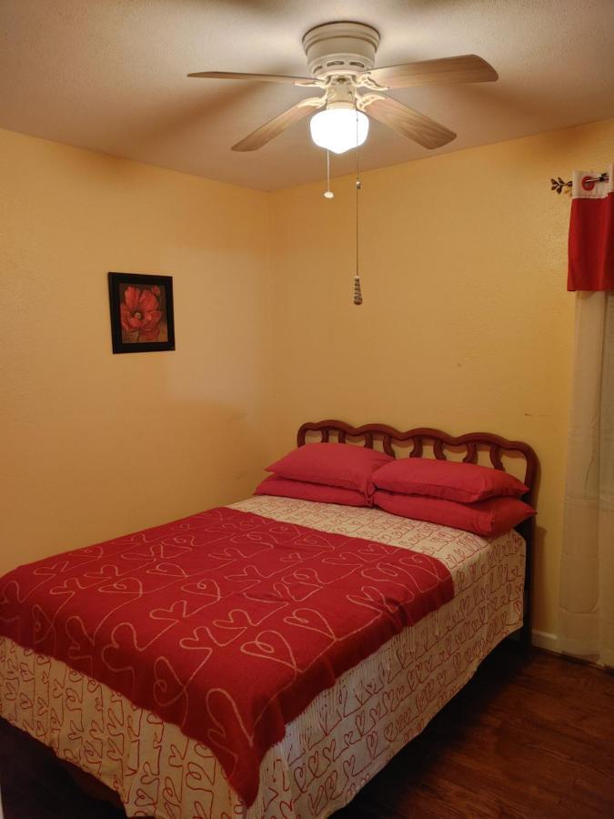 The Kind House Hosting, Low Monthly Rates, Traveling Nurses, Fletc, & Travelers! Brunswick Exteriör bild